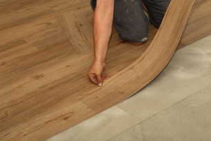 Commercial flooring installation service in Qatar