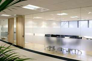 Partition and glass systems installation in Qatar